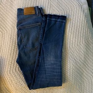 Aritzia Denim Forum